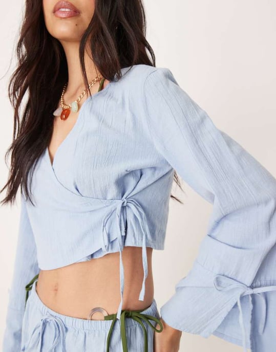 ASOS DESIGN Fern omslagsbikinitopp i isblå - Image 3