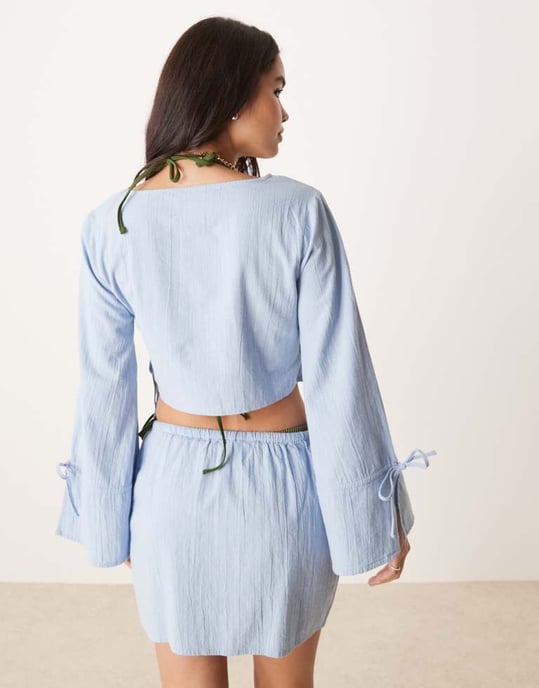 ASOS DESIGN Fern omslagsbikinitopp i isblå - Image 4