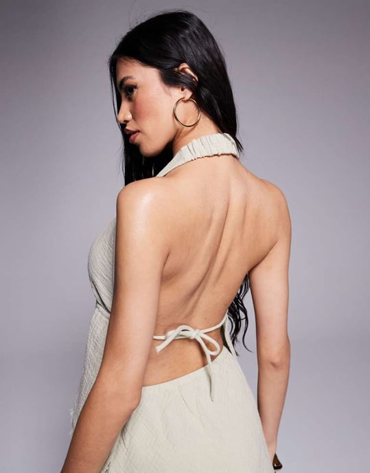 ASOS DESIGN Callie cheesecloth fransad halterneck strandtop i tvättad salvia - Image 2