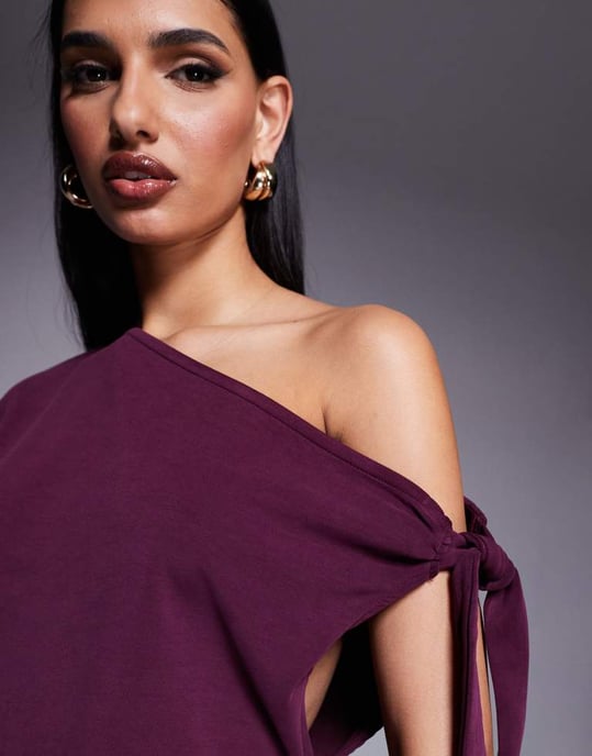 ASOS DESIGN co-ord asymmetrisk cupro-topp med knytdekor i druvfärg - Image 3