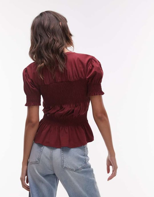 Topshop t-shirt med rynkad panel i vinröd - Image 4