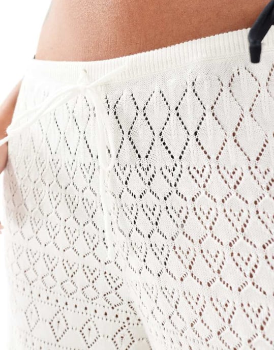 Hollister low rise crochet beach trouser in white - Image 3