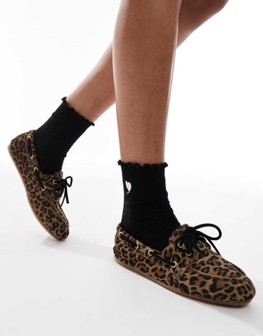 schuh Lyanna boat shoes in leopard suede - Image 1