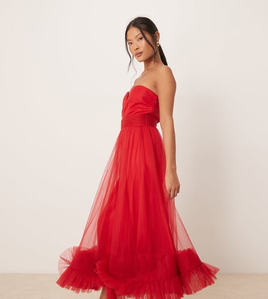 Lace & Beads Petite korsett tulle volangslut midaxi-klänning i röd - Image 1