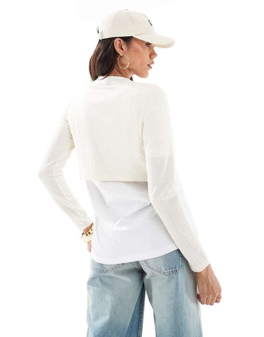 Mamalicious Maternity cropped ribbed cardigan in cream - Image 4