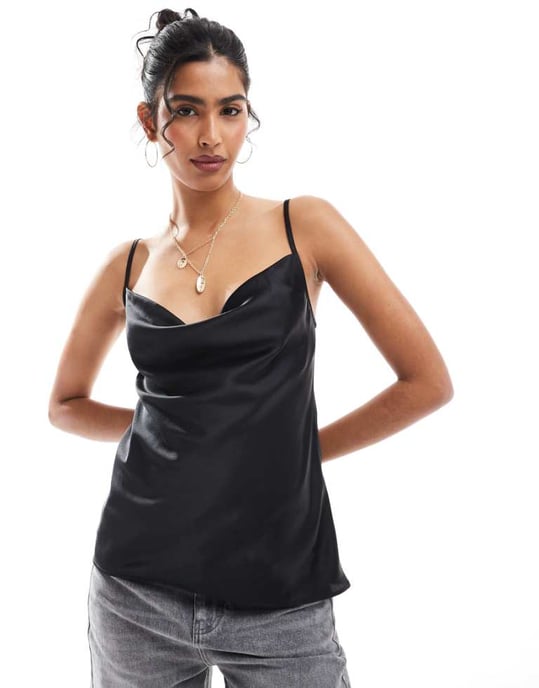 ASOS DESIGN satin bias cowl neck linne i svart - Image 1