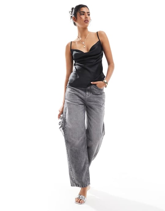ASOS DESIGN satin bias cowl neck linne i svart - Image 4