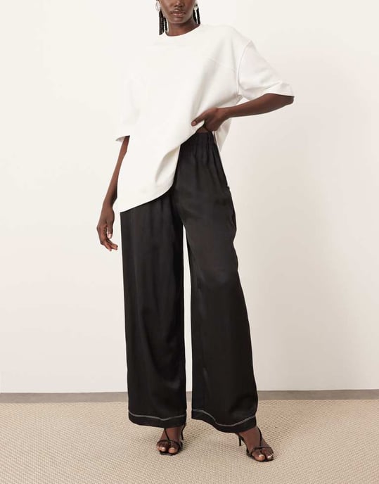 ARRANGE linen super wide trouser with contrast stitch in black - Image 3