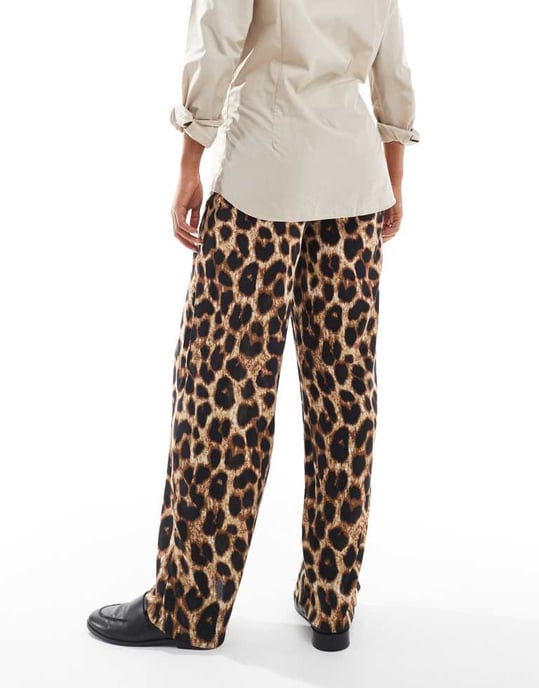 Mamalicious Graviditet bredbenta byxor under magen i leopardmönster - MULTI - Image 4
