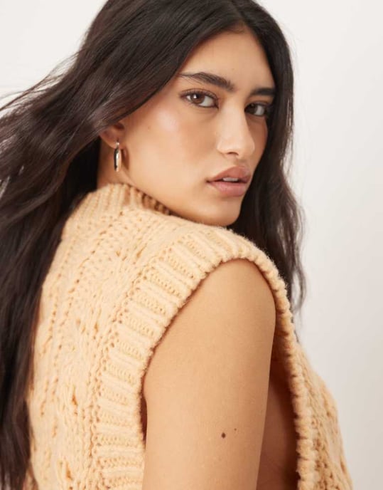 ARRANGE cable knit sleeveless jumper with tie detail in apricot - Image 4