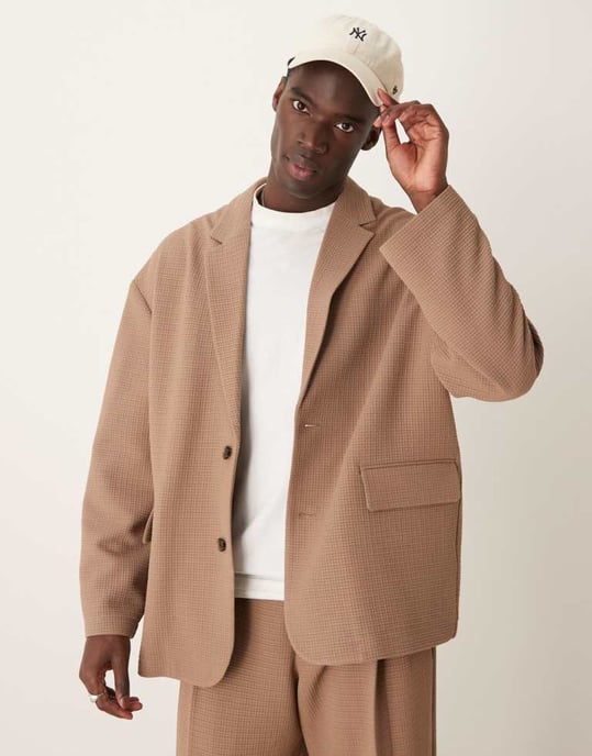 ASOS DESIGN slouchy oversized suit jacket in brown seersucker - Image 2