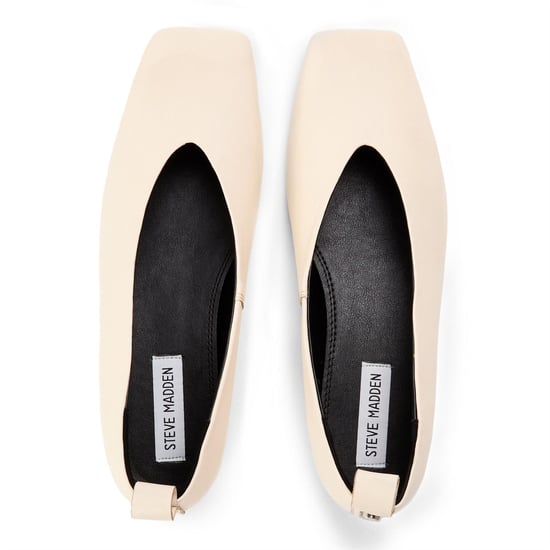 Women's Steve Madden Fosse Logo Print Flats Pumps in Coco Milk Lthr - Image 4