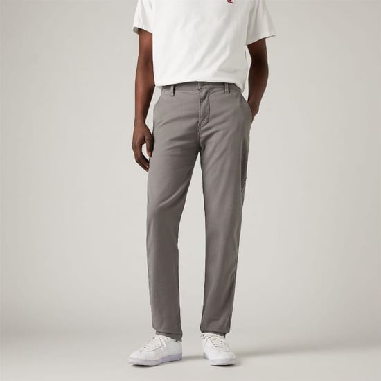 Men's Levis Solid Patterned Slim Chinos with Slant Pockets in Pewter Shady - Image 2
