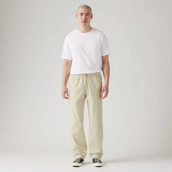 Men's Levis Solid Patterned Relaxed Straight Chinos in Tidal Foam - Image 3