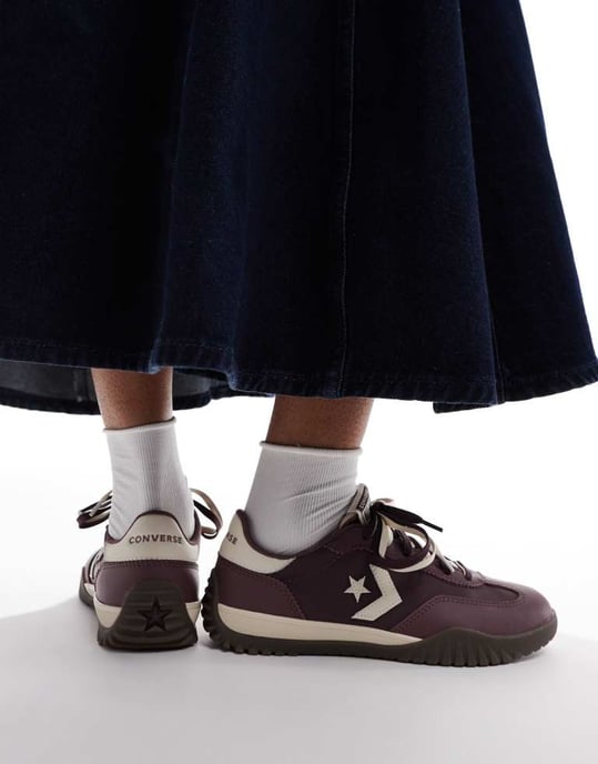 Converse Run Star Trainers in brown - Image 3