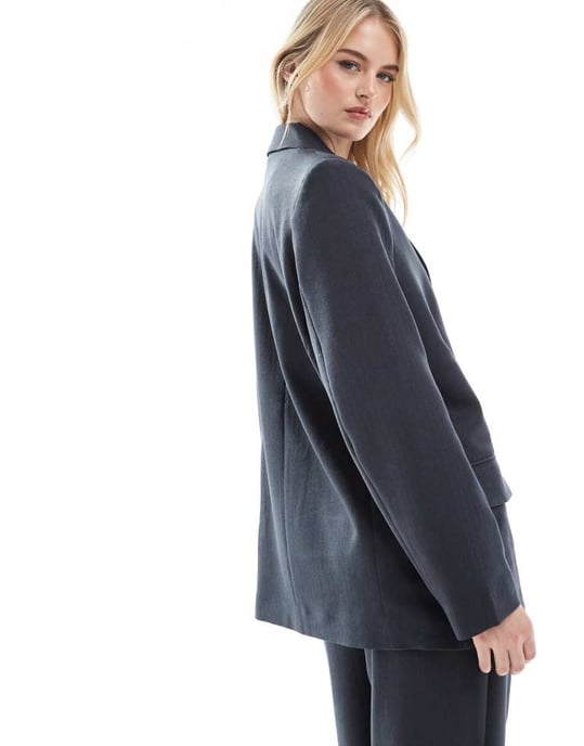 Vero Moda Tall tailored herringbone co-ord blazer in dark grey melange - Image 2