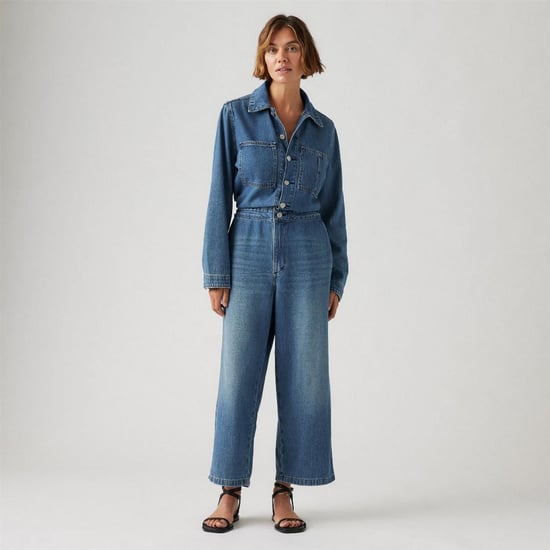 Women's Levis Iconic Collared Neck Long Sleeve Solid Patterned Jumpsuit in Stop Flaxing - Image 2