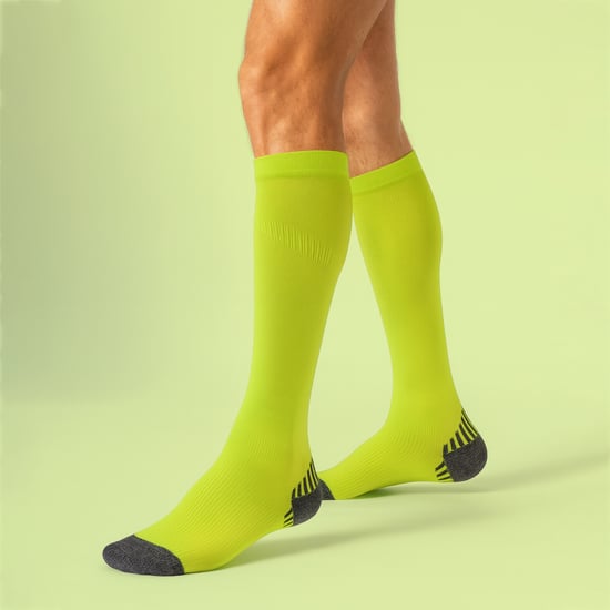 1 Pack Unisex Over the Calf Compression Running Socks - Image 3