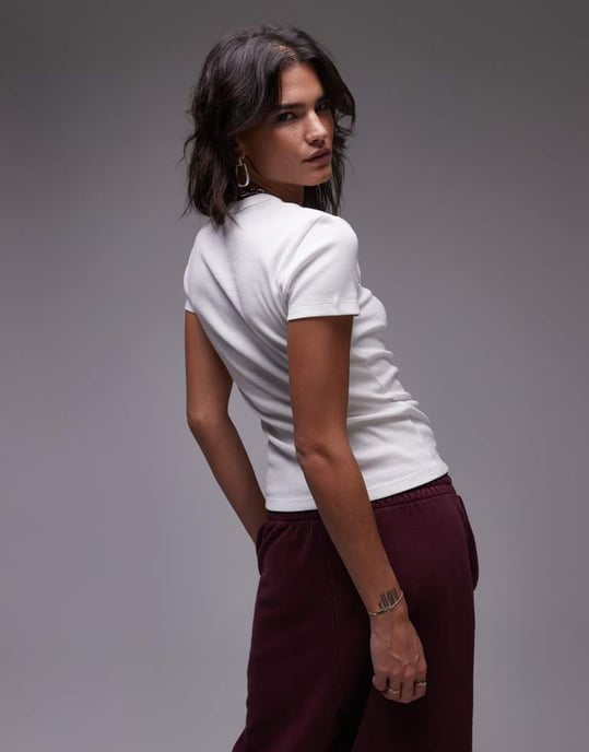 Lacoste crew neck short sleeve t-shirt in white - Image 4