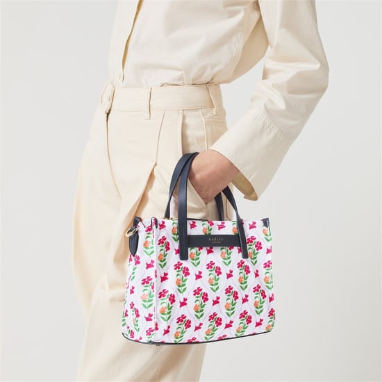 Accessories Radley Floral M in Black - Image 5