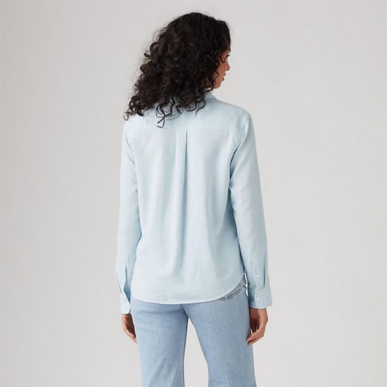 Women's Levis Collared Neck Long Sleeve Regular Fit Shirt in Skyway - Image 4