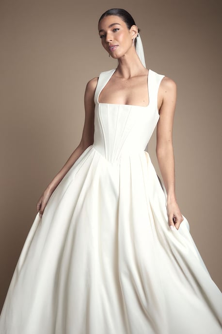 Bodice Full Skirt Wedding Dress - Image 2