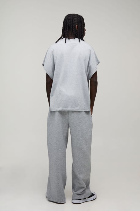 Oversized Cap Sleeve California Flocked T-Shirt And Jogger Set - Image 2