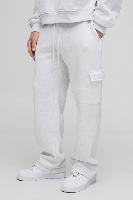 Essential Straight Leg Cargo Jogger - Image 1