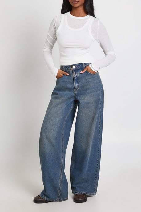 Mid Waist Loose Fit Wide Leg Jean - Image 3