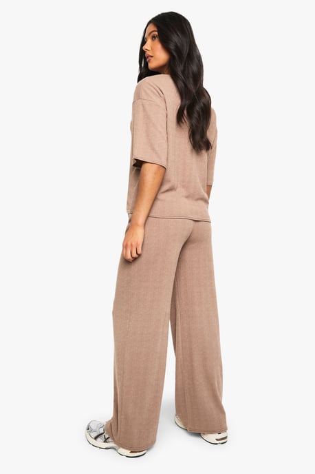 MATERNITY V NECK BUTTON DOWN LOOSE FIT CO-ORD - Image 2