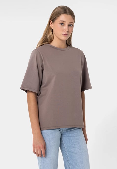 Oversized Premium T-shirt DONKERBEIGE - Image 3