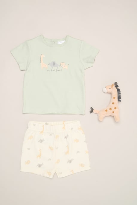 Giraffe Print T-Shirt, Shorts and Plush Toy - Image 1