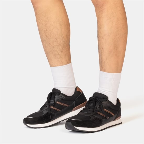 Men's Donnay Bob Trainers in Black - Image 3
