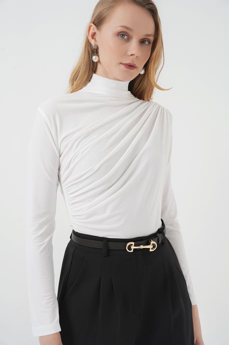 Getailleerde Turtleneck Blouse met Drapé Detail - Image 4