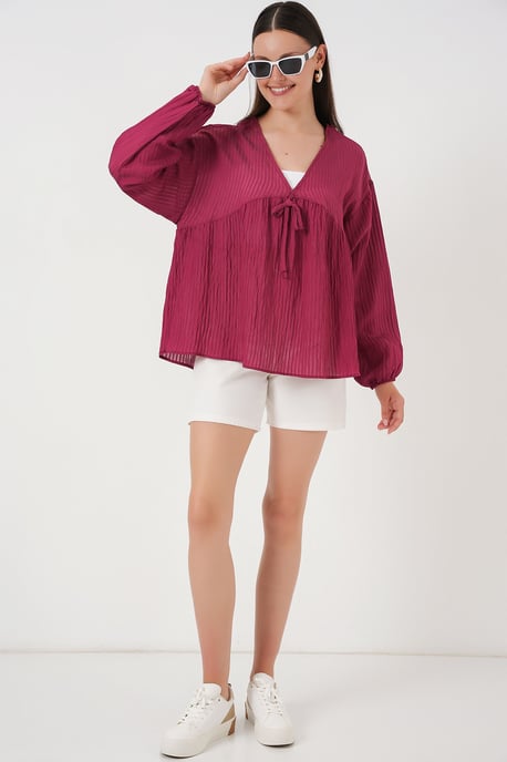 Textured Seersucker V-Neck Blouse with Bow Tie - Image 2