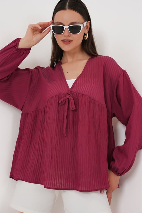 Textured Seersucker V-Neck Blouse with Bow Tie - Image 4