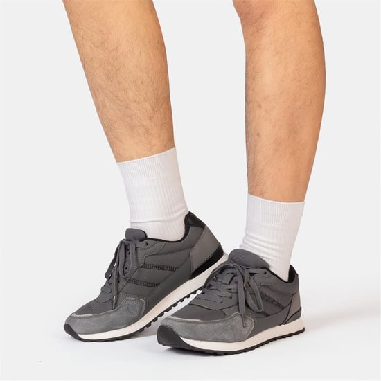 Men's Donnay Bob Trainers in Dark Grey - Image 3