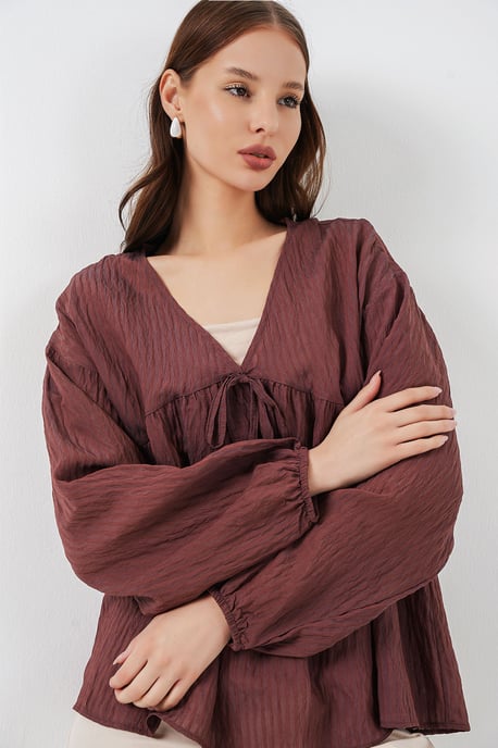 Textured Seersucker V-Neck Blouse with Bow Tie - Image 3
