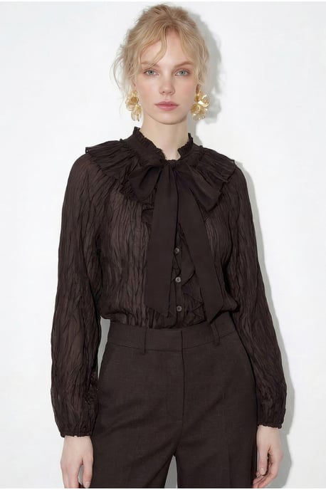 Knappad Crepe Blus med Slipsdetalj - Image 6