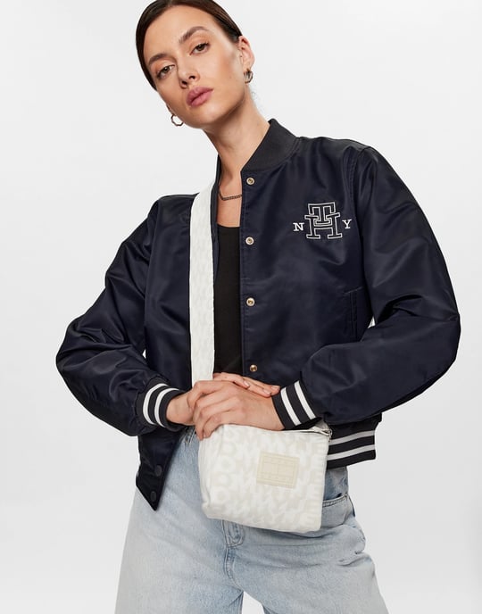 Logomania Crossbodytas - Image 5