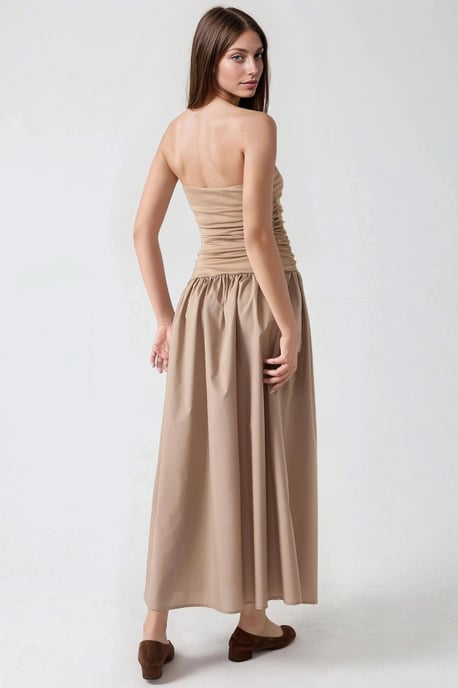 Strapless Maxi Klänning med A-linjeformad Passform - Image 3