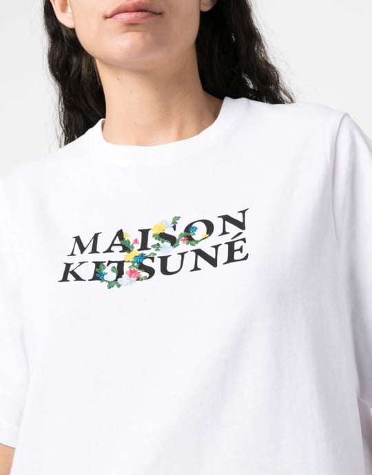 Blommig t-shirt med klassisk logotyp - Image 5