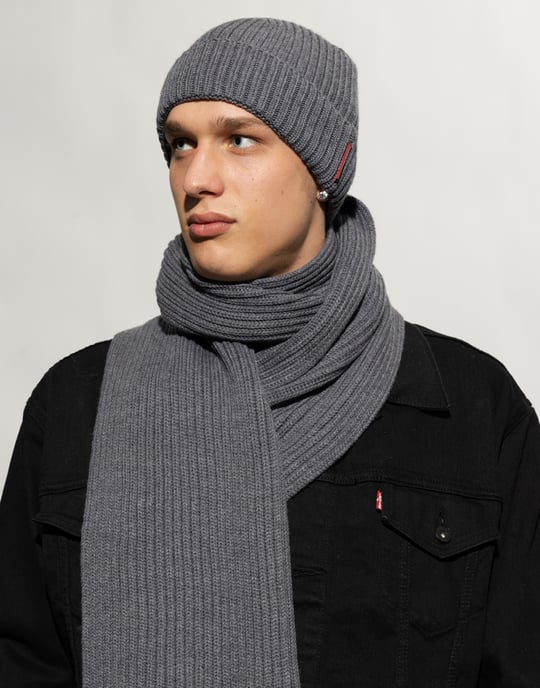 Warmy Logo Tag Beanie And Scarf Set - Image 5