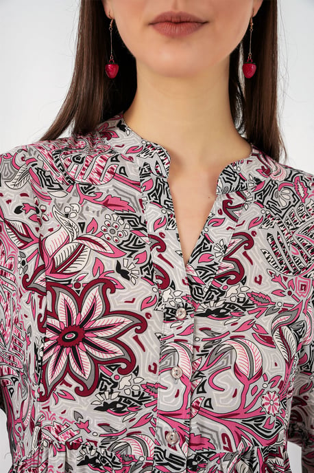 Patterned V-Neck Maxi Dress - Image 5