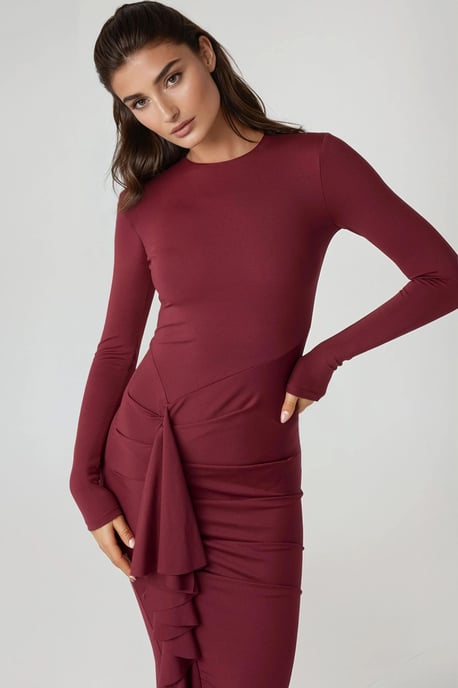Tunikaklänning i bodycon-modell med ryschrörelser och rundad halsringning - Image 3
