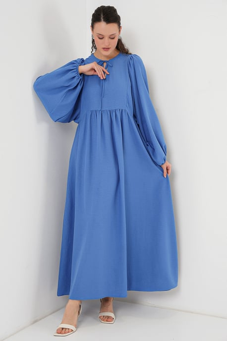 Mönstrad Maxi Klänning med Slips - Image 3