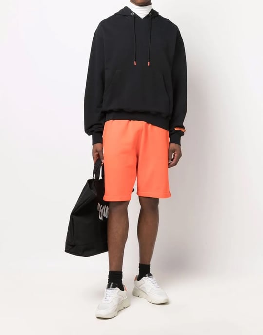 Sweatshorts met logo, gemaakt van gerecycled materiaal - Image 2