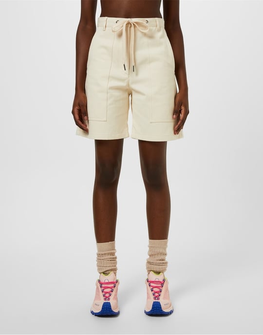Korte broek tot de knie met trekkoord in de taille - Image 3