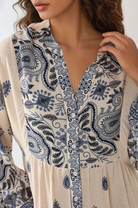 Printed V-neck Maxi Dress with Button Detail - Image 4