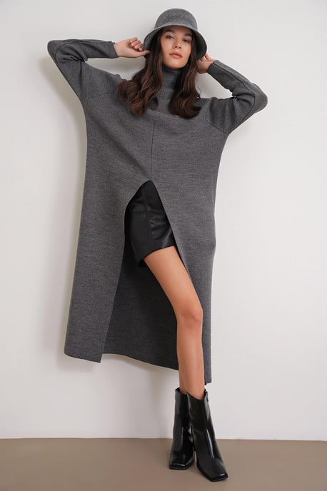 Turtleneck Knit Maxi Dress with Slit - Image 4